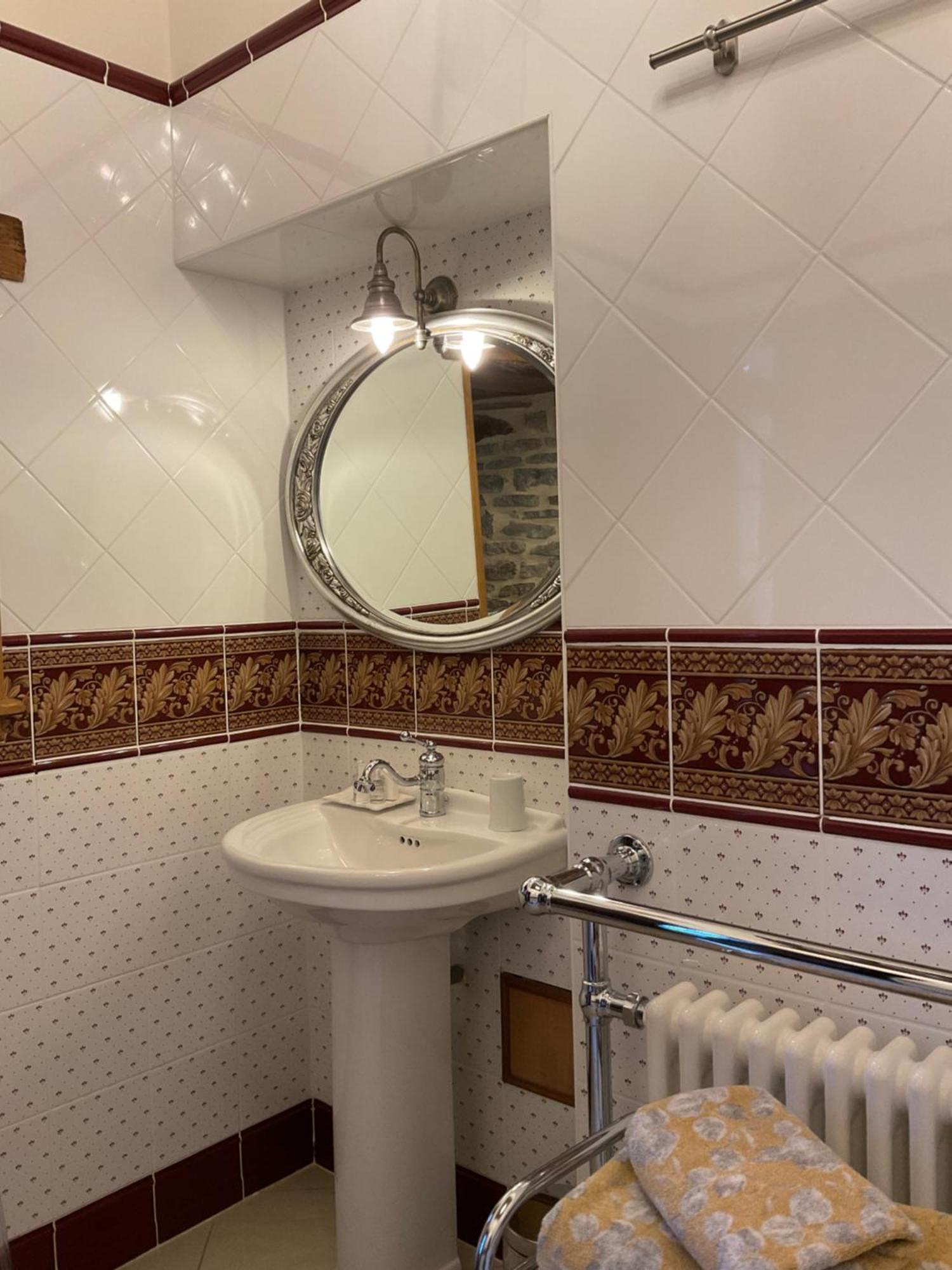 Le Logis D'Equilly Bed & Breakfast Luaran gambar